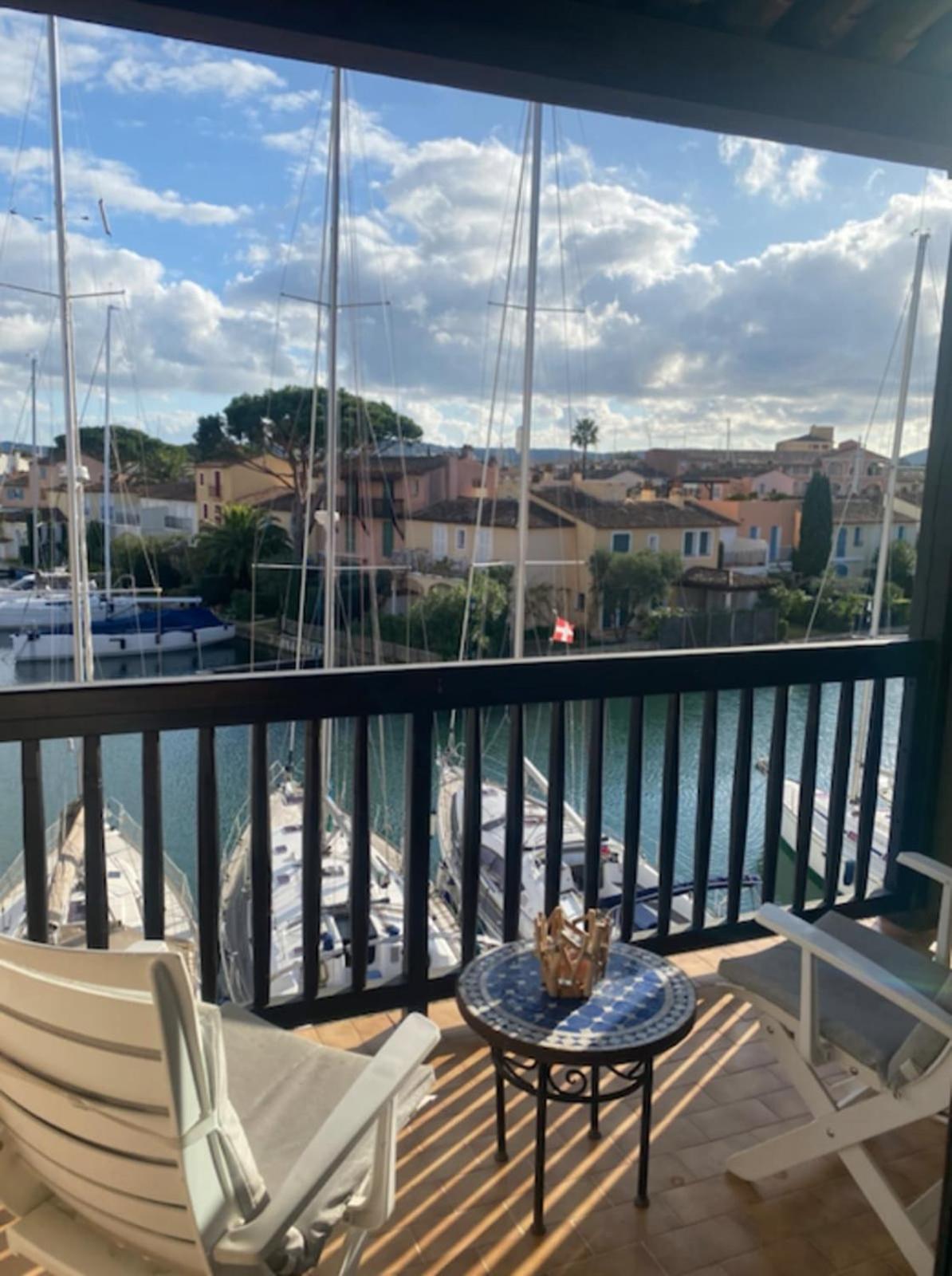 Nice Apt In Front Of The Marina In Grimaud Apartment Exterior photo